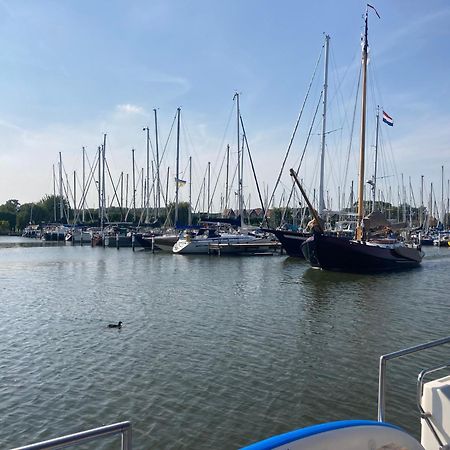 ホテル Houseboat De Amstel モニキンダム エクステリア 写真