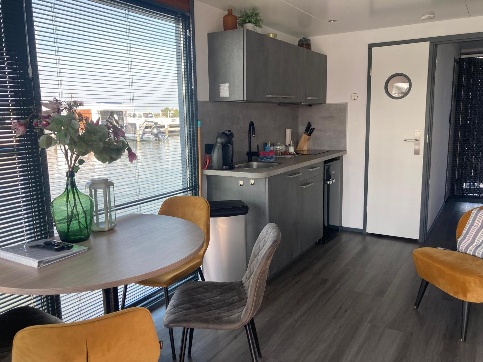 ホテル Houseboat De Amstel モニキンダム エクステリア 写真